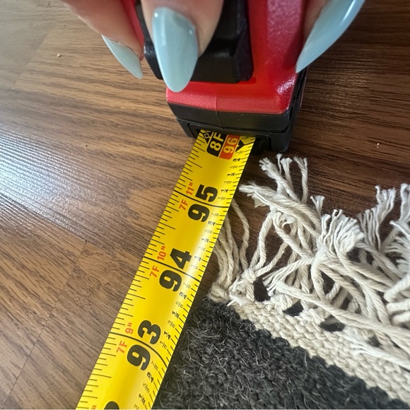 Geometric Pattern Area Rug - Picture 3 of 7